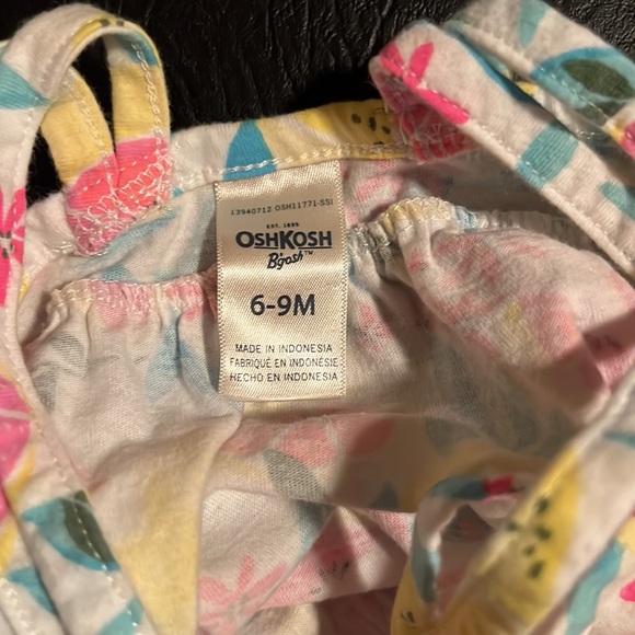 Oshkosh Infant Dress 6-9 month - Picture 3 of 3